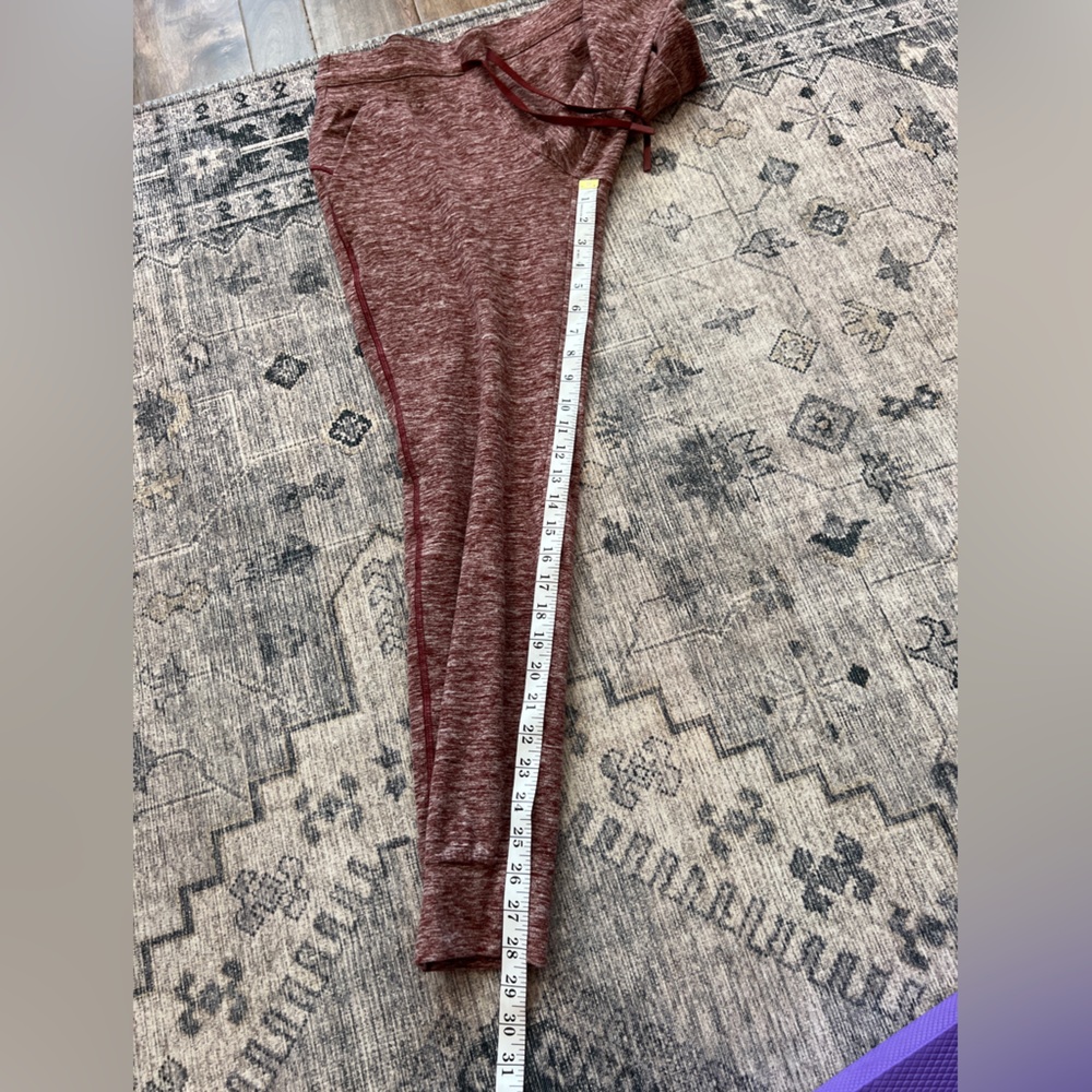 Lululemon women’s Ready to Rulu jogger in heathered Savannah size 6 - Picture 11 of 11